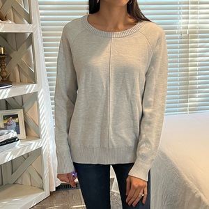 Gray sweater - Size S